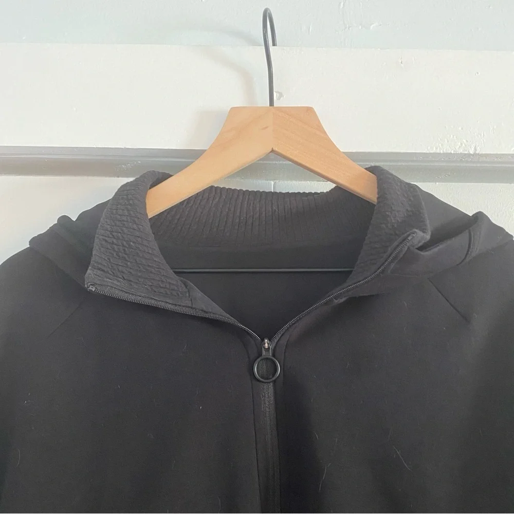 lululemon athletica black‎ Hooded oversized cropped Jacket size M/L